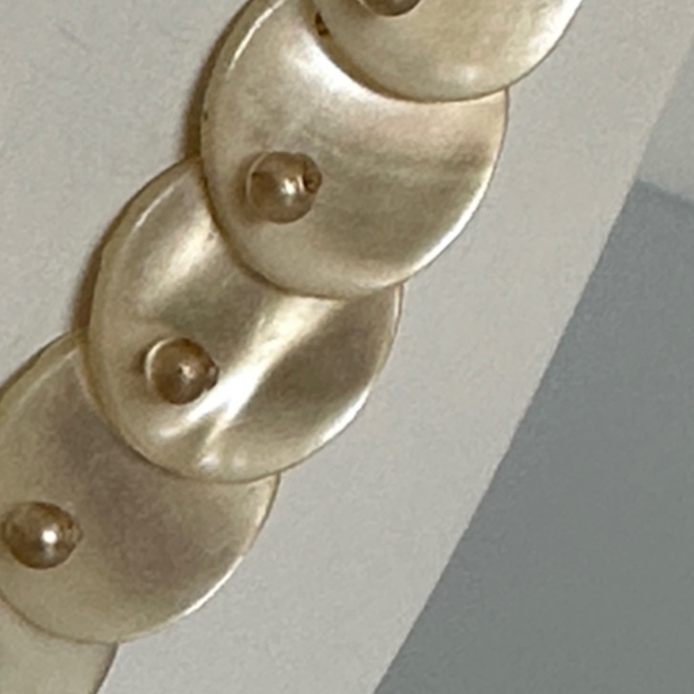 VINTAGE Shell Disk Statement Necklace - Picture 2 of 5